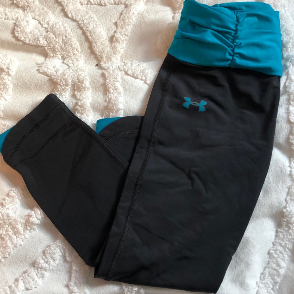 Under armor heat gear Capri yoga pants